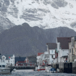 Lofoty z paluby: Ski v arktické divočině