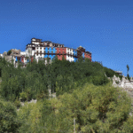 Indie: Motorkou přes Himaláje